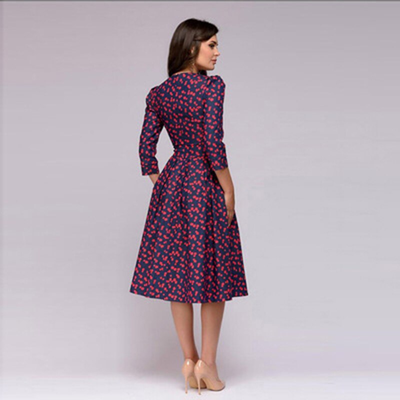 Wietske - Trendy Jurk met Klassiek Stippenpatroon