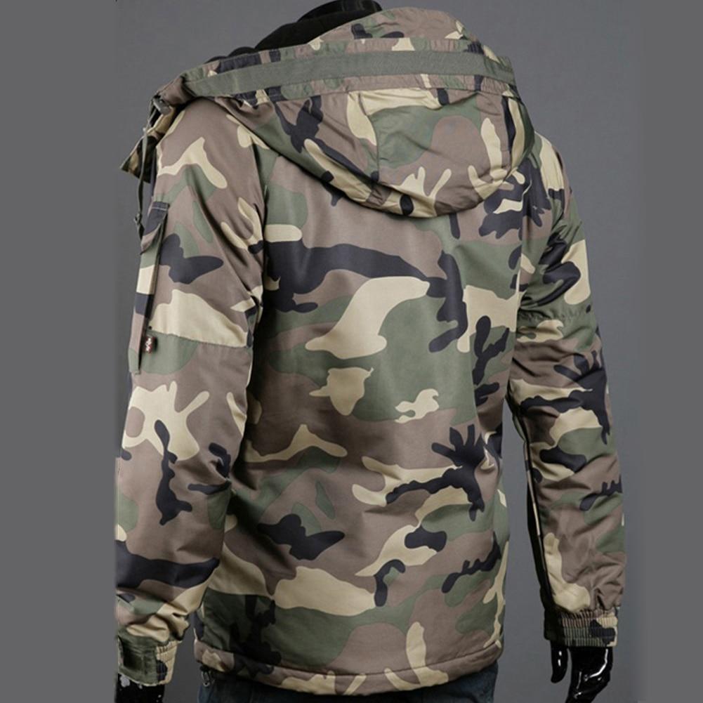 Vigor - Trendy en Warme Camouflagejas voor Koude Dagen