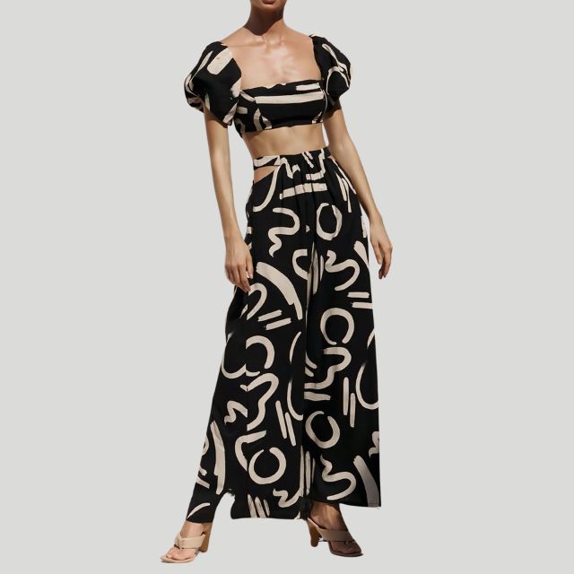 Ferre - Trendy Off-the-Shoulder Set met Abstracte Print